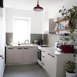 Apartment The Happy Coresi *