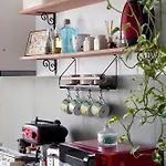 The Happy Coresi Apartamento *