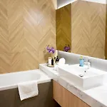 The Happy Coresi Apartamento *