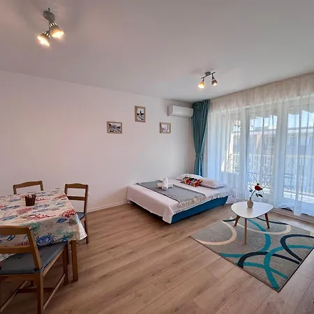 The Happy Coresi Appartement