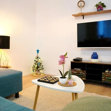 The Happy Coresi Appartement