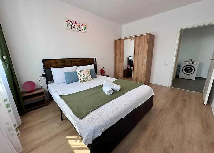 The Happy Coresi Apartment *