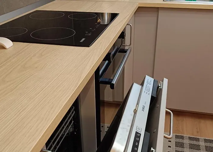 The Happy Coresi Μπρασόβ