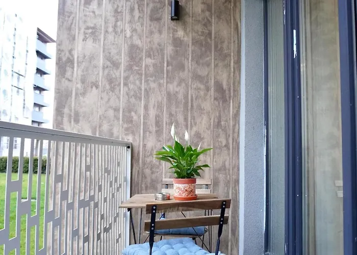 Apartment The Happy Coresi *