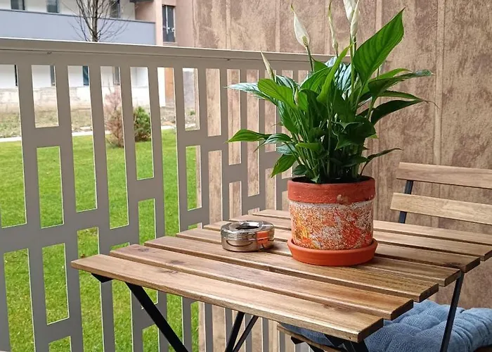 The Happy Coresi Apartment *